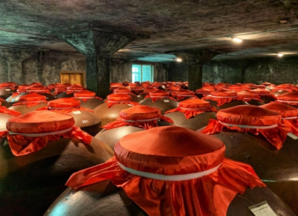 茅公坊大讲坛之酱酒如何做到酱香、曲香，茅香、陈香面面俱到？