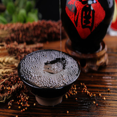 茅公坊大讲堂：一杯酱酒，品一世人生。你喝得惯酱酒吗？