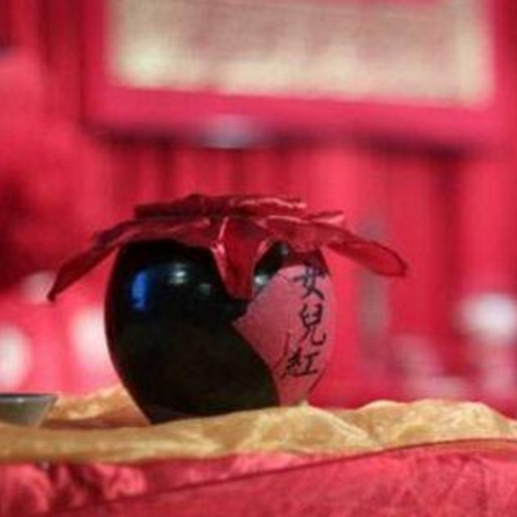 茅公坊大讲堂：蕴藏岁月封坛无价：封坛酒的收藏价值岂止于“酒”