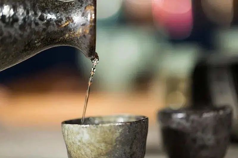 茅公坊大讲堂：喝白酒选低度酒还是高度酒好？